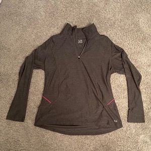 Champion Semi-Fitted Gray Quarter-Zip (1/4)